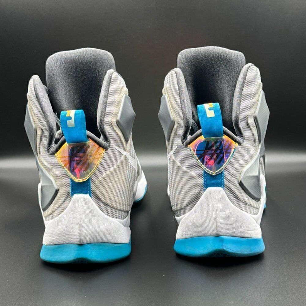 Nike LeBron 13 'Hologram' - Picture 4 of 9